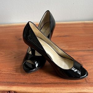 Bandolino high heel shoes